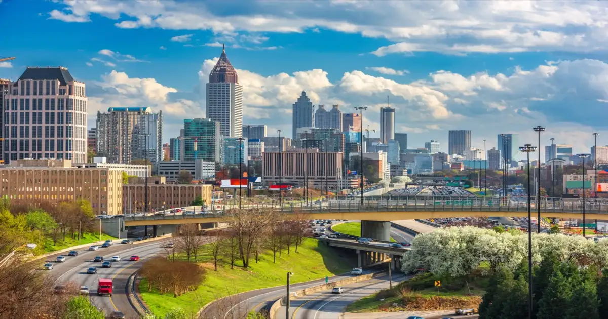 Beautiful Atlanta southern cuisine attractions and activities - seasonal romantic experiences for couples throughout the year