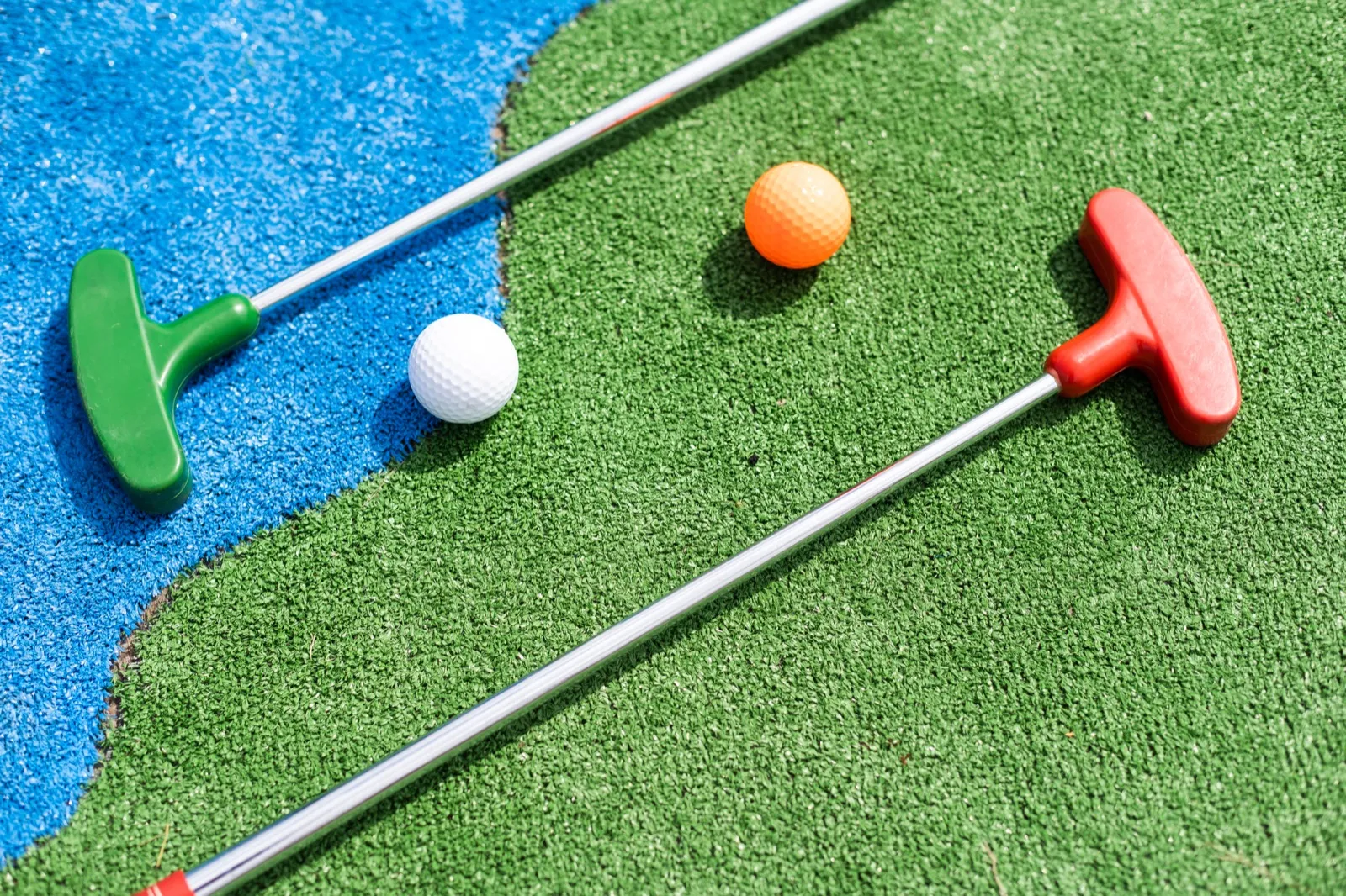 Mini golf alphabet dating idea - letter M fun date activity for playful couples