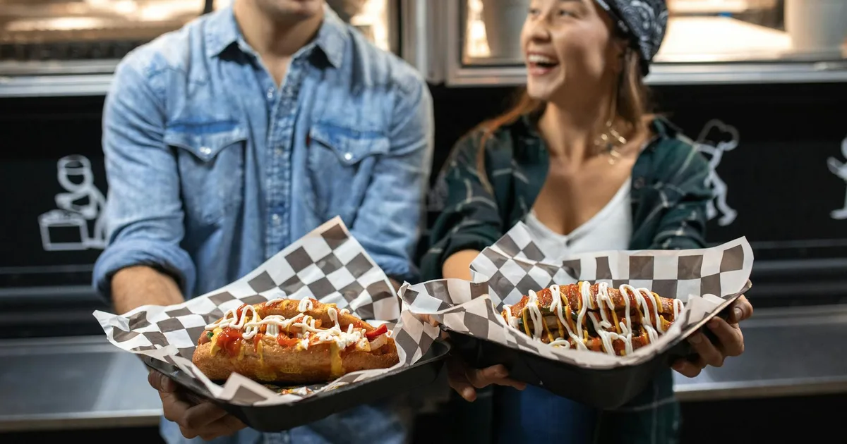 Street Food Cinema outdoor park movie food trucks LA date